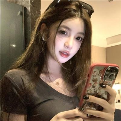 女人是英雄